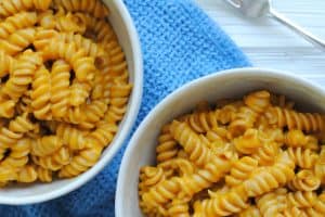 bowls of pumpkin mac and cheese