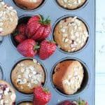 strawberry oat muffins