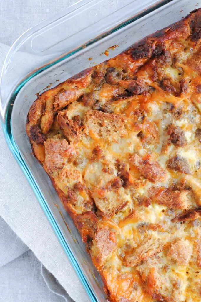 make ahead sausage egg and cheese breakfast casserole